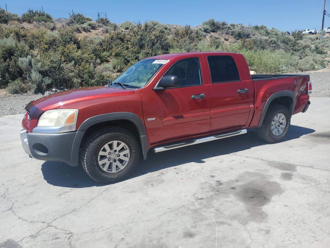2006 Mitsubishi Raider Durocross продається в Reno, NV - Rear End