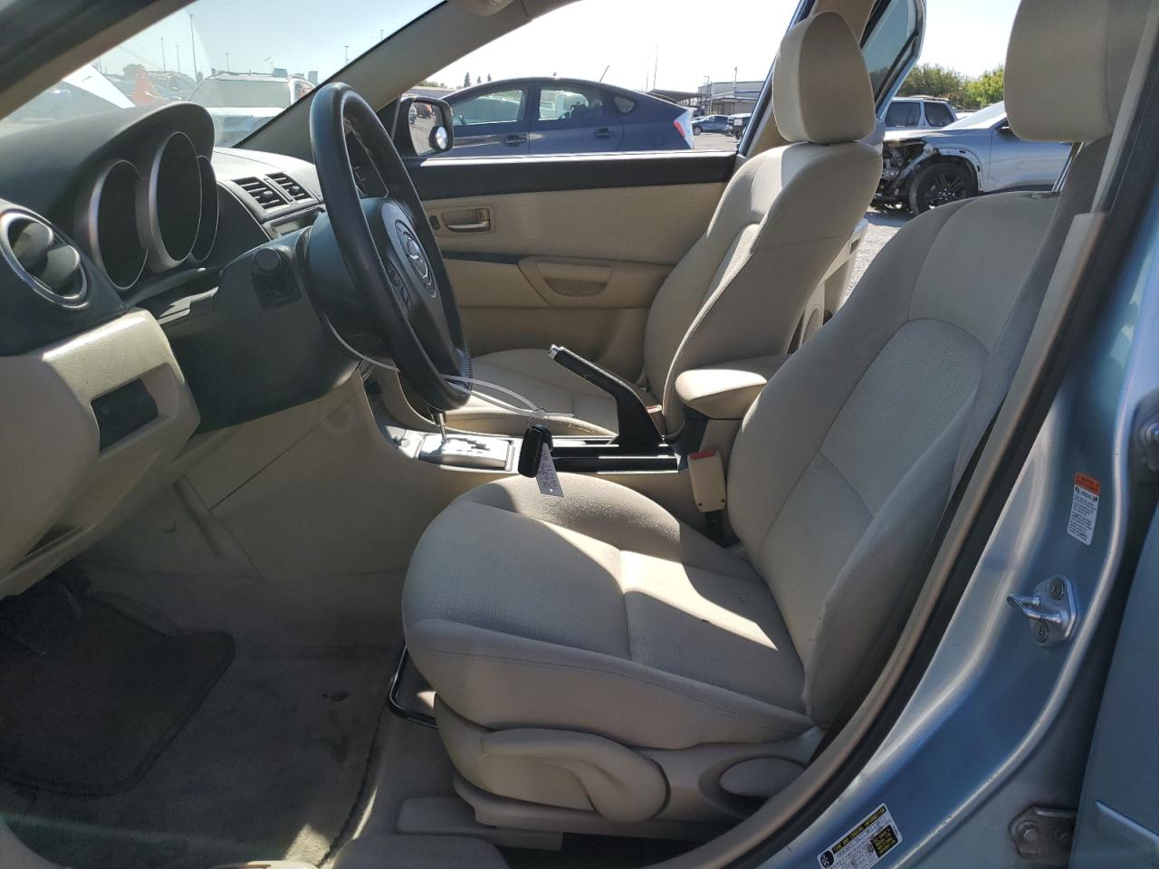 2007 Mazda 3 I VIN: JM1BK32G871670933 Lot: 62181025