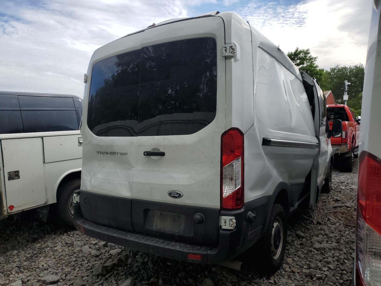 1FTBR1C83RKA25868 FORD TRANSIT 2024