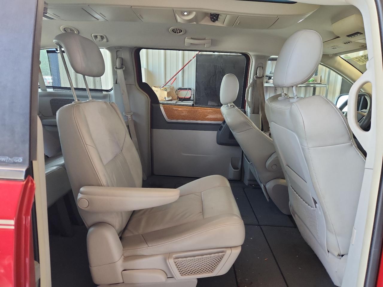 2008 Chrysler Town & Country Limited VIN: 2A8HR64XX8R728888 Lot: 62486615