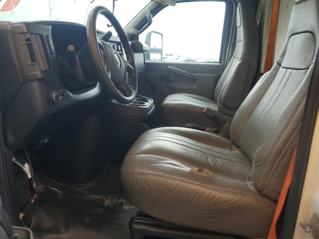 2018 Chevrolet Express G3500 VIN: 1GB0GSFG1J1332945 Lot: 62522415