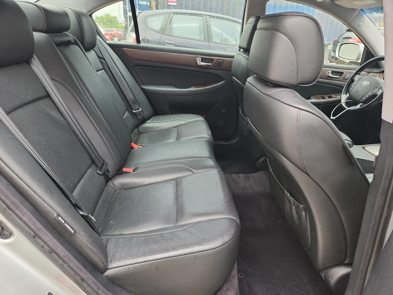 2009 Hyundai Genesis 3.8L VIN: KMHGC46E69U018374 Lot: 61549355