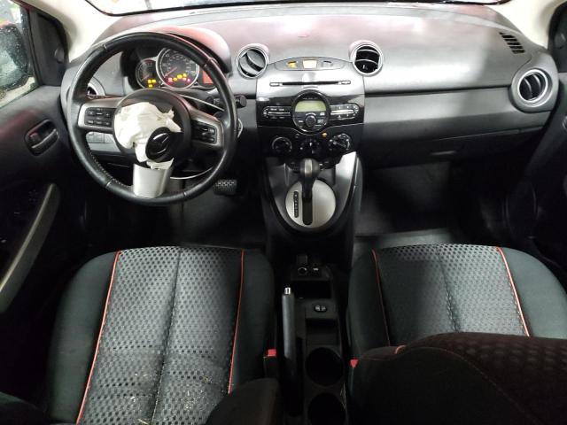  MAZDA 2 2014 Красный