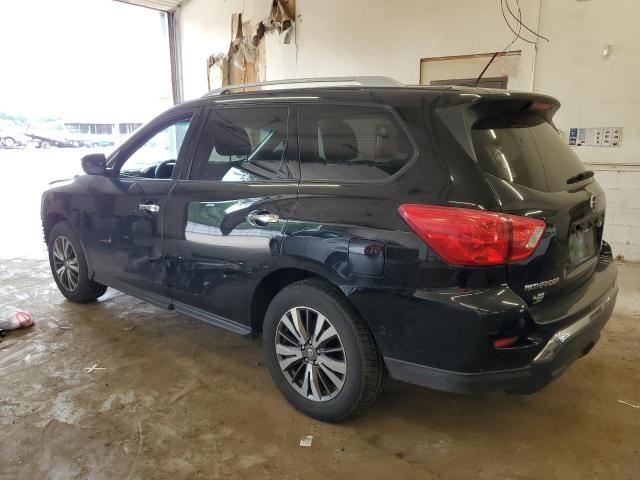  NISSAN PATHFINDER 2017 Czarny