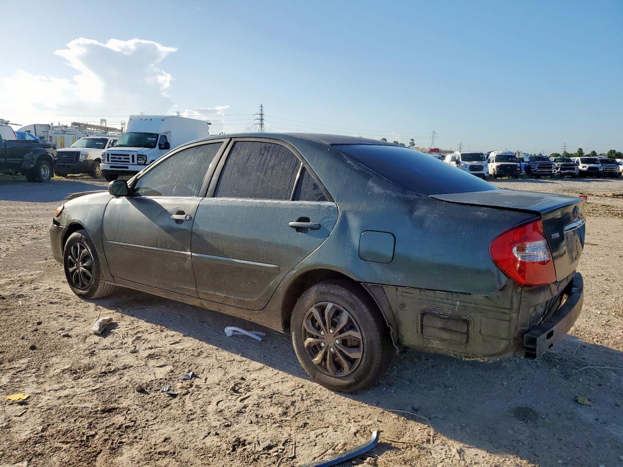 TOYOTA CAMRY 2002 VIN 4T1BE32KX2U613048 photo 2