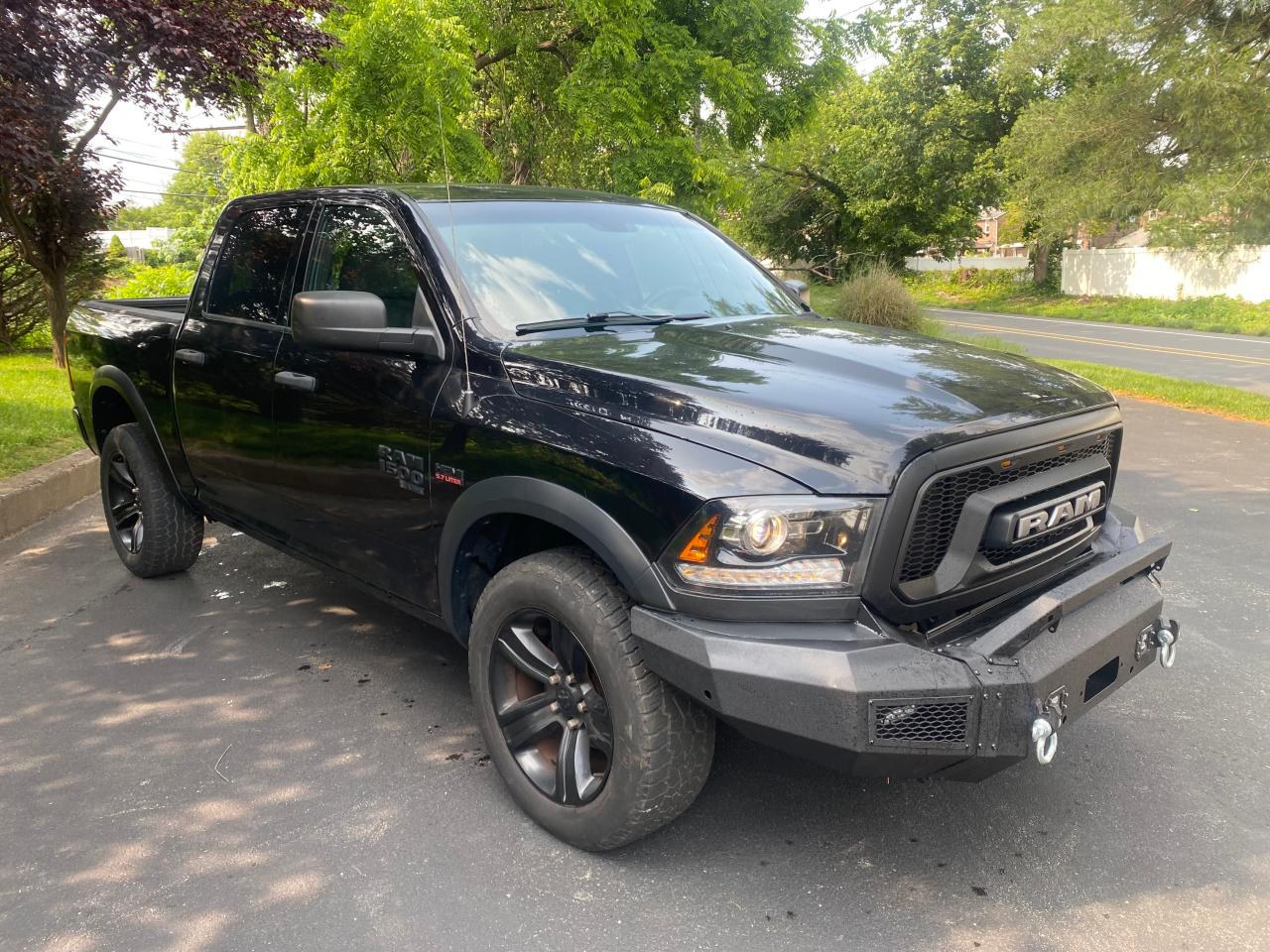 Pennsburg, PA에서 판매 중인 2021 Ram 1500 Classic Slt - Minor Dent/Scratches
