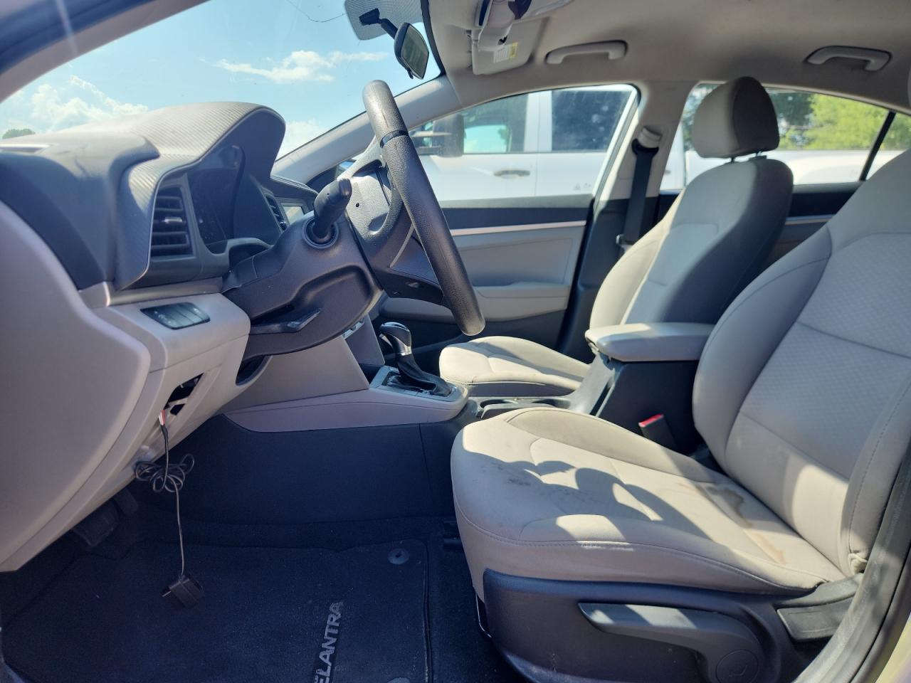 2019 Hyundai Elantra Se VIN: 5NPD74LF1KH491611 Lot: 62952135