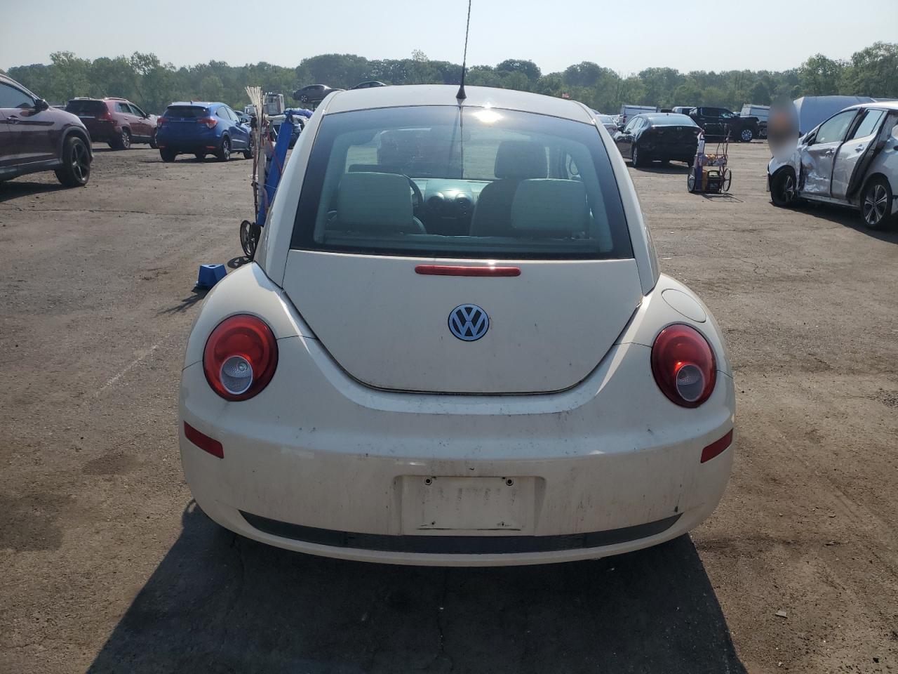 2006 Volkswagen New Beetle 2.5L Option Package 1 VIN: 3VWRG31C46M423874 Lot: 60527325