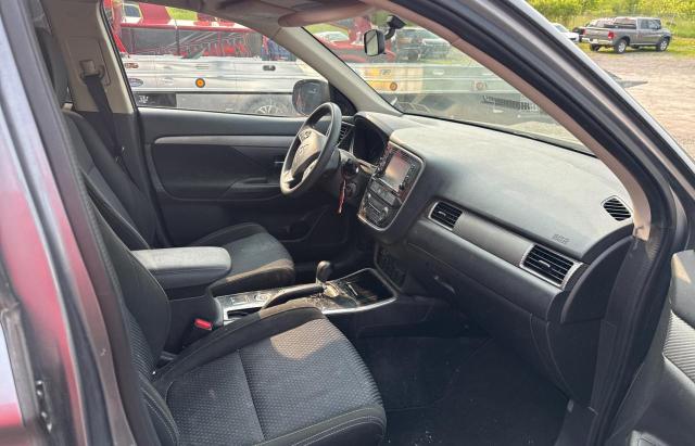  MITSUBISHI OUTLANDER 2018 Silver