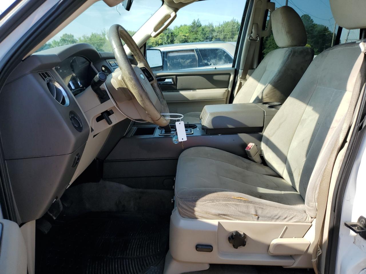 2011 Ford Expedition Xlt VIN: 1FMJU1H57BEF45158 Lot: 62137235