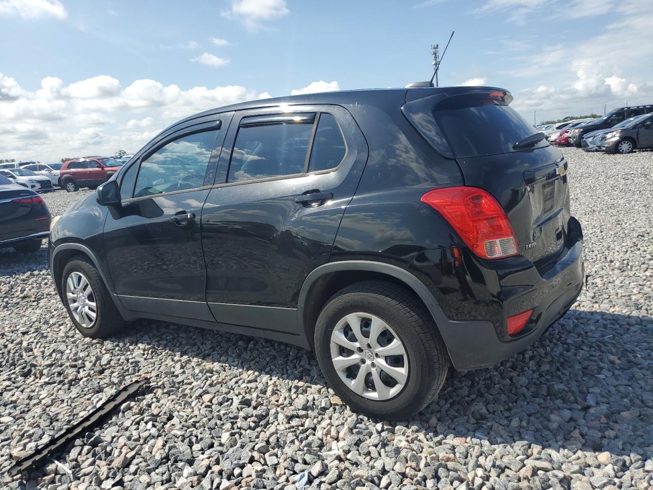 3GNCJKSB1HL285351 CHEVROLET TRAX 2017