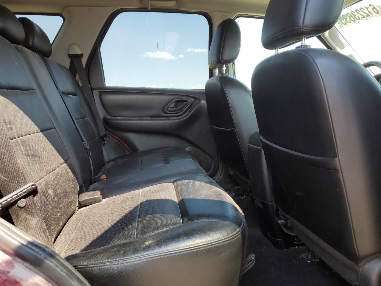 2006 Ford Escape Limited VIN: 1FMYU94116KA85695 Lot: 61223635