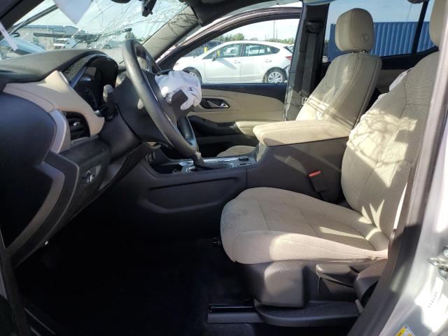  CHEVROLET TRAVERSE 2022 Srebrny