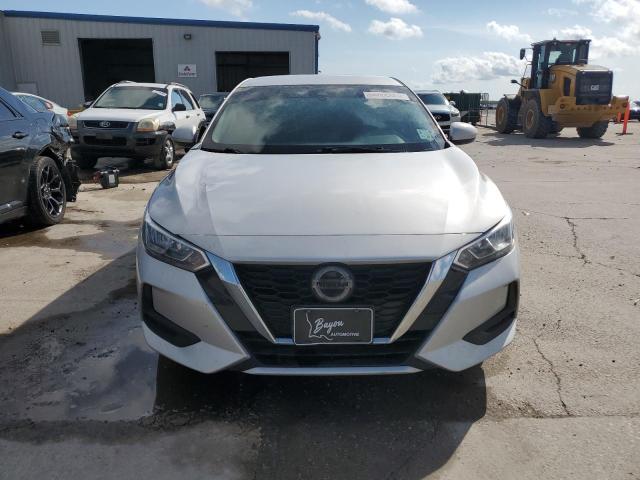  NISSAN SENTRA 2023 Серебристый