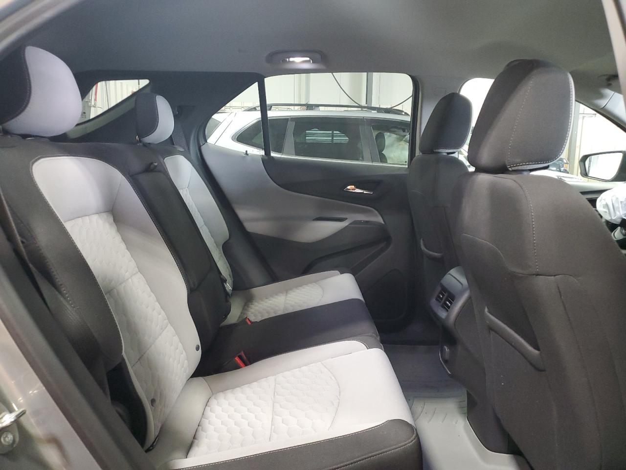 3GNAXTEX4JS645954 CHEVROLET EQUINOX 2018