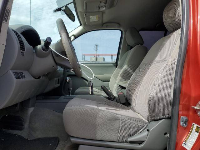 Пікапи NISSAN FRONTIER 2016 Червоний