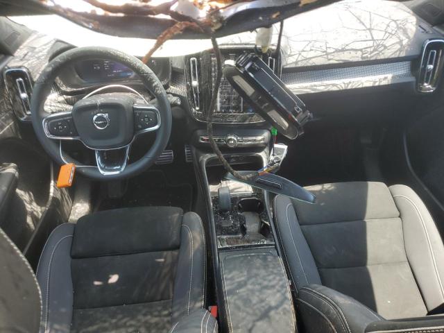  VOLVO XC40 P8 RE 2022 White
