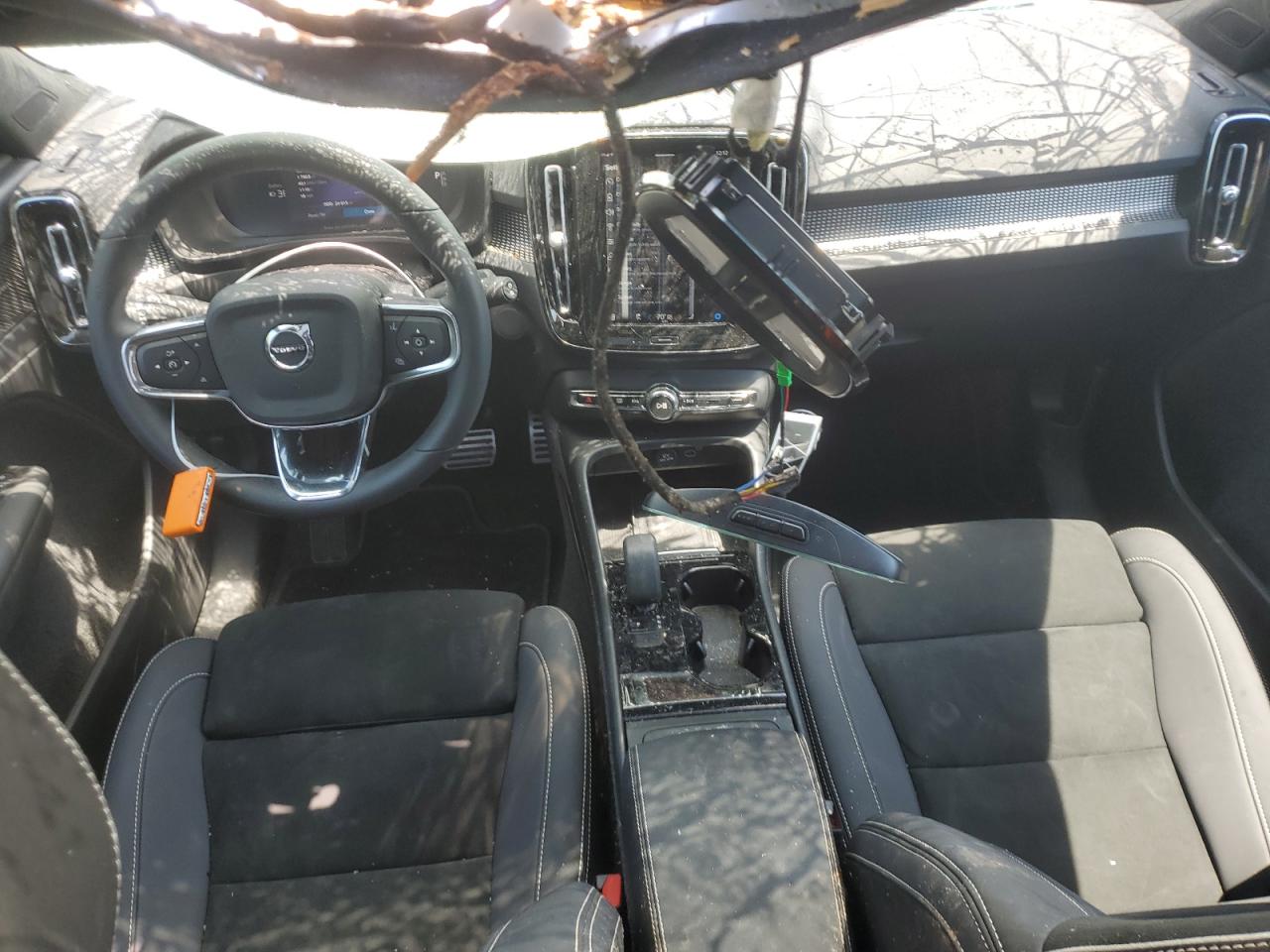 2022 Volvo Xc40 P8 Recharge Ultimate VIN: YV4ED3UB1N2718754 Lot: 62062355