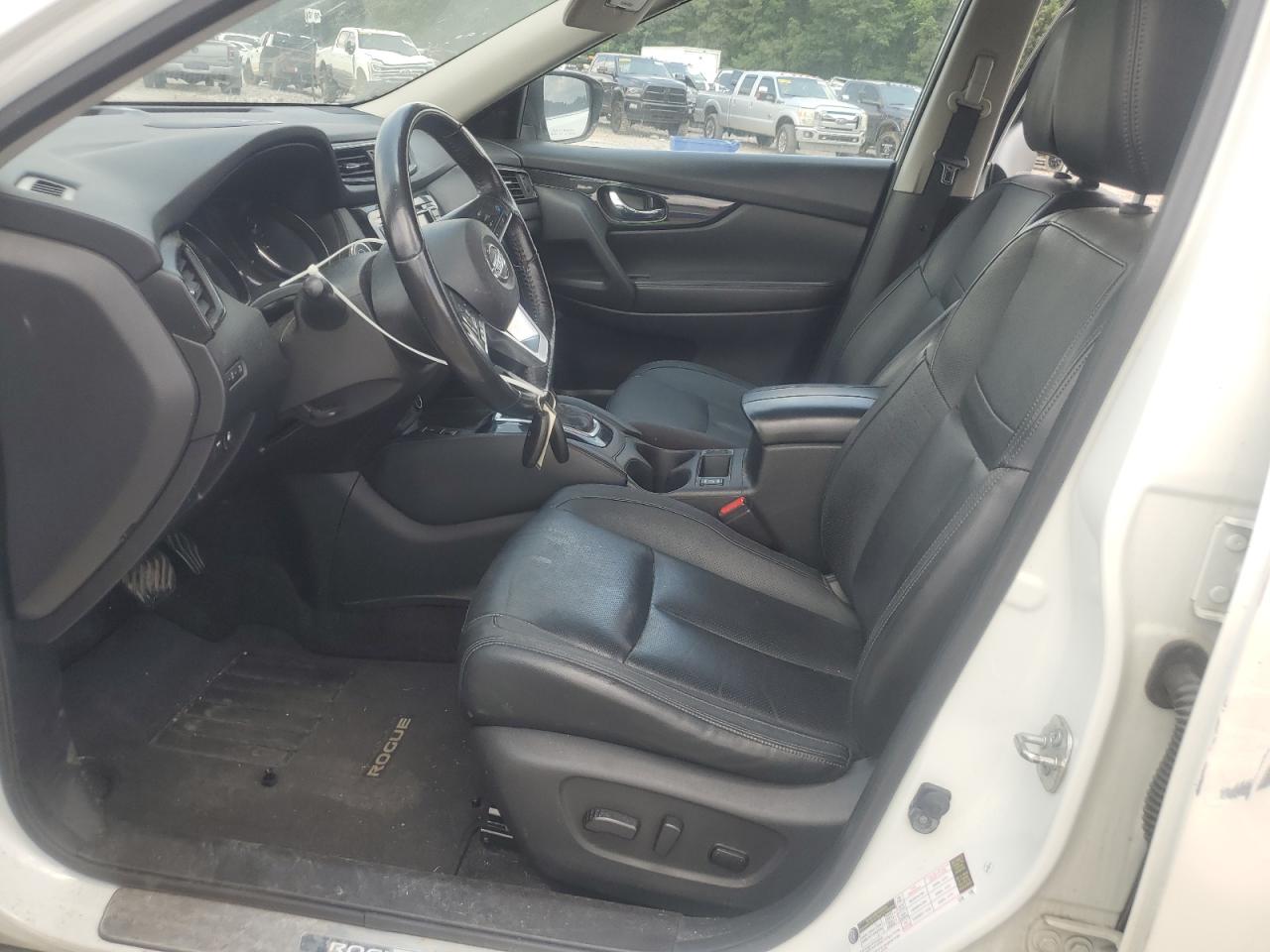 JN8AT2MV1JW323747 NISSAN ROGUE 2018