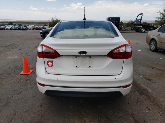  FORD FIESTA 2017 Biały