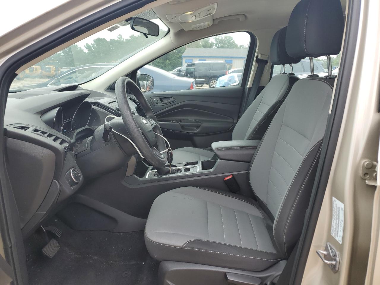 FORD ESCAPE 2017 VIN 1FMCU0F76HUB65797 фото 7