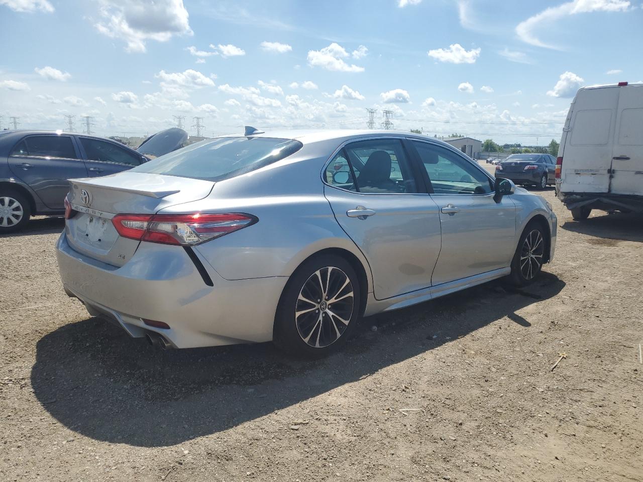 4T1B11HK5KU742709 TOYOTA CAMRY 2019