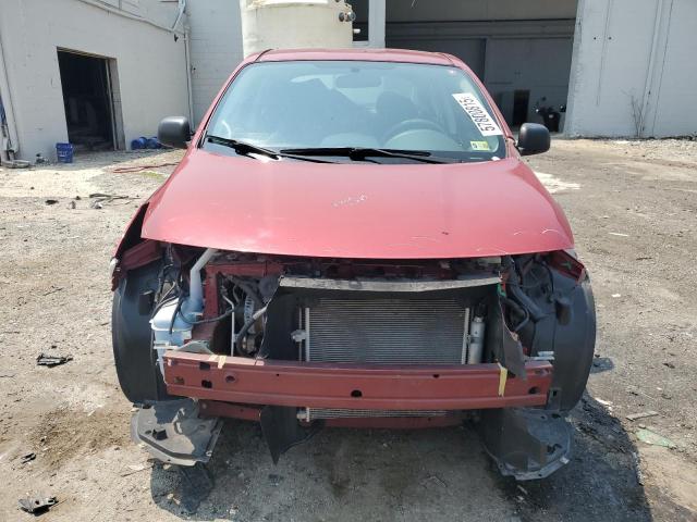  NISSAN VERSA 2015 Червоний