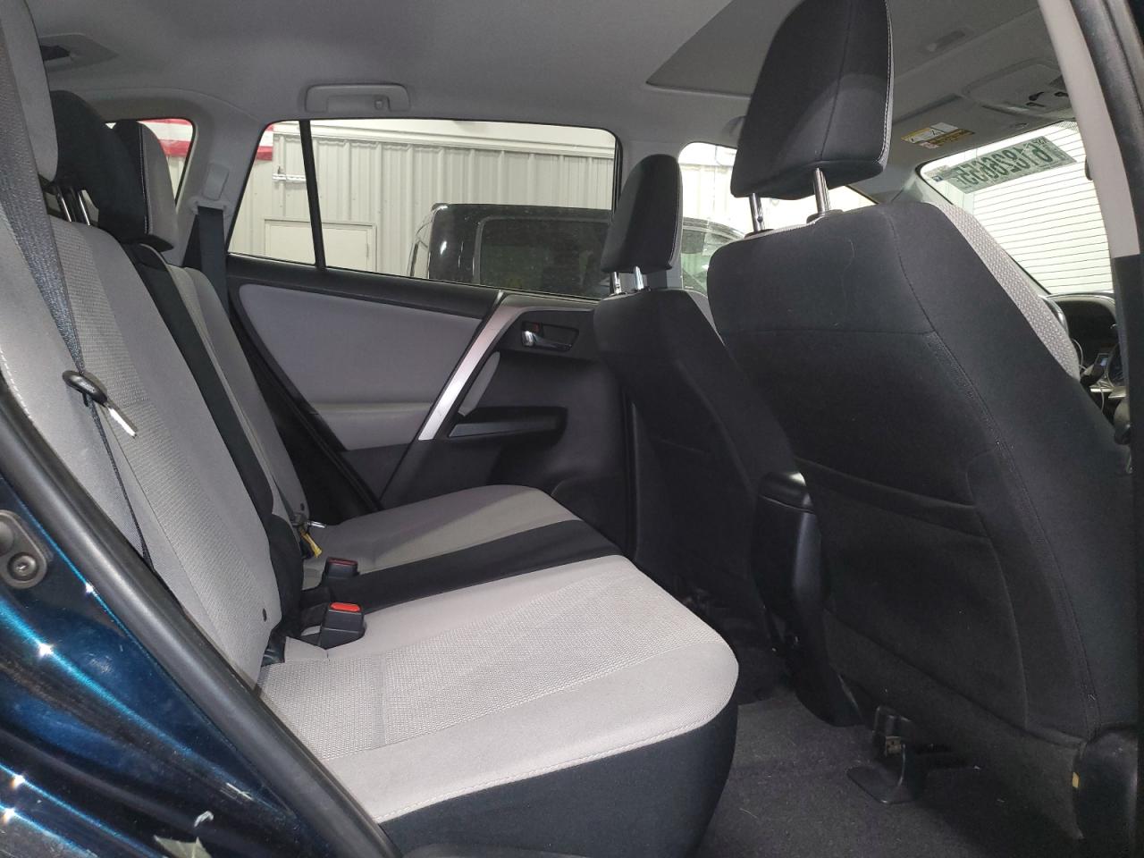 2017 Toyota Rav4 Xle VIN: JTMRFREV8HJ114137 Lot: 61826655