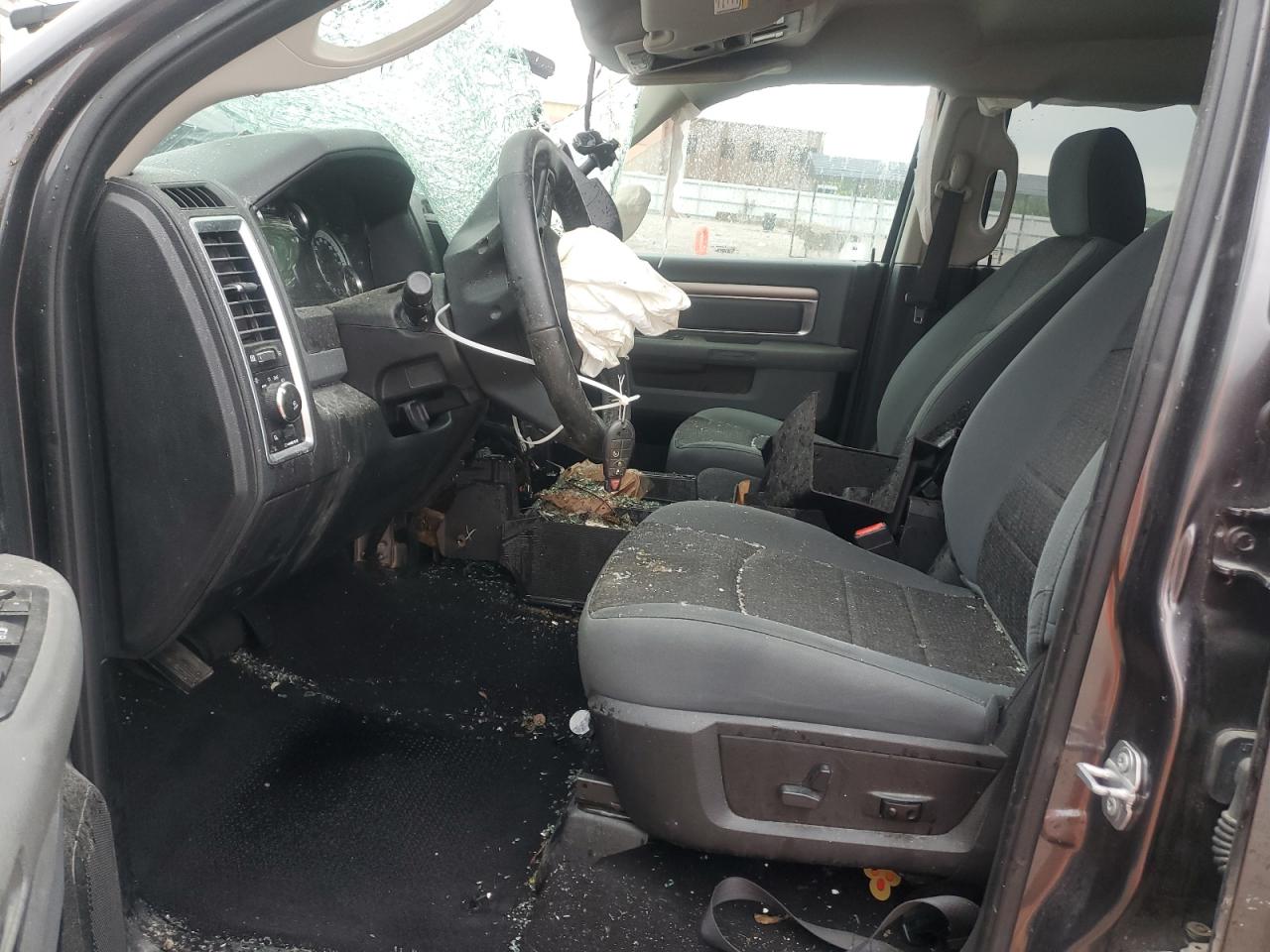 2017 Ram 1500 Slt VIN: 1C6RR7GT0HS604578 Lot: 59376665