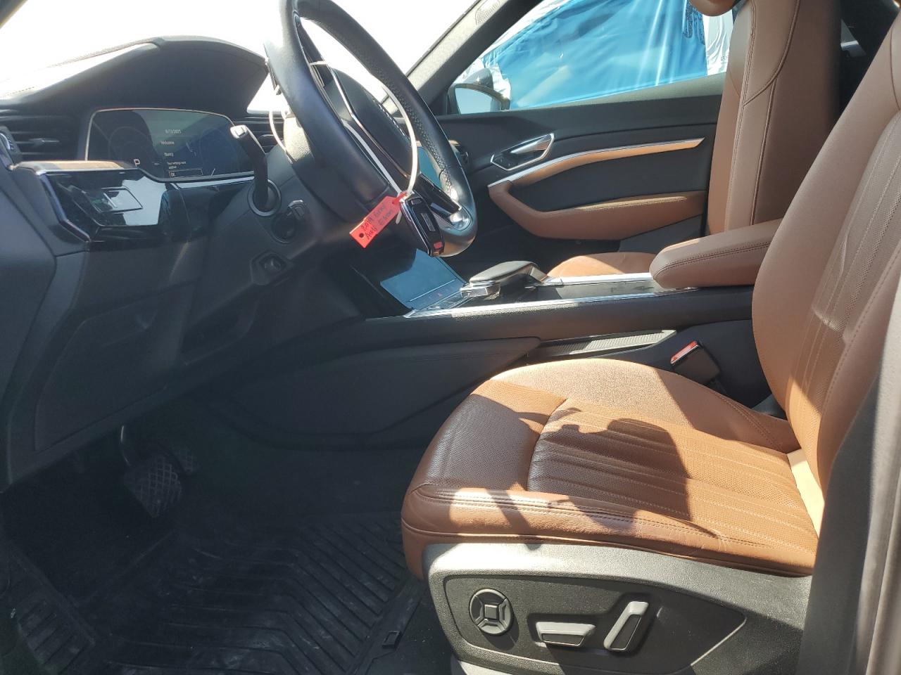 2019 Audi E-Tron Premium Plus VIN: WA1LABGE3KB014614 Lot: 60864165