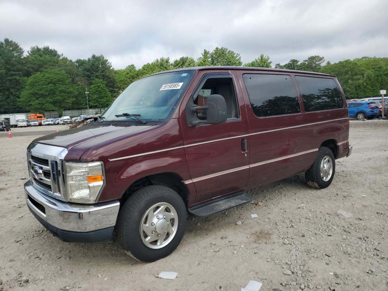 2010 Ford Econoline E150 Wagon на продаже в Mendon, MA - Side