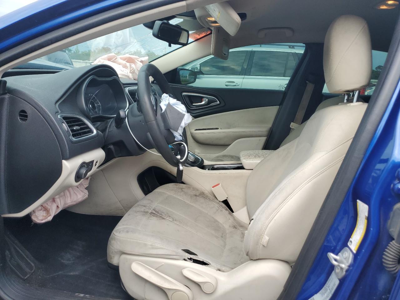 CHRYSLER 200 2015 VIN 1C3CCCAB4FN750572 фото 7