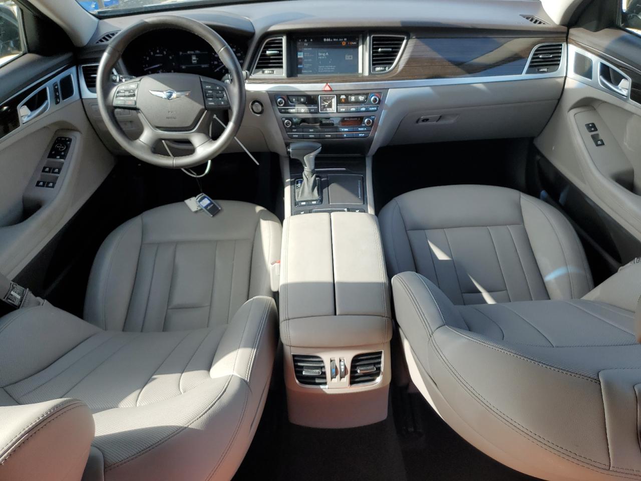 2020 Genesis G80 Base VIN: KMTFN4JE5LU332625 Lot: 61812305