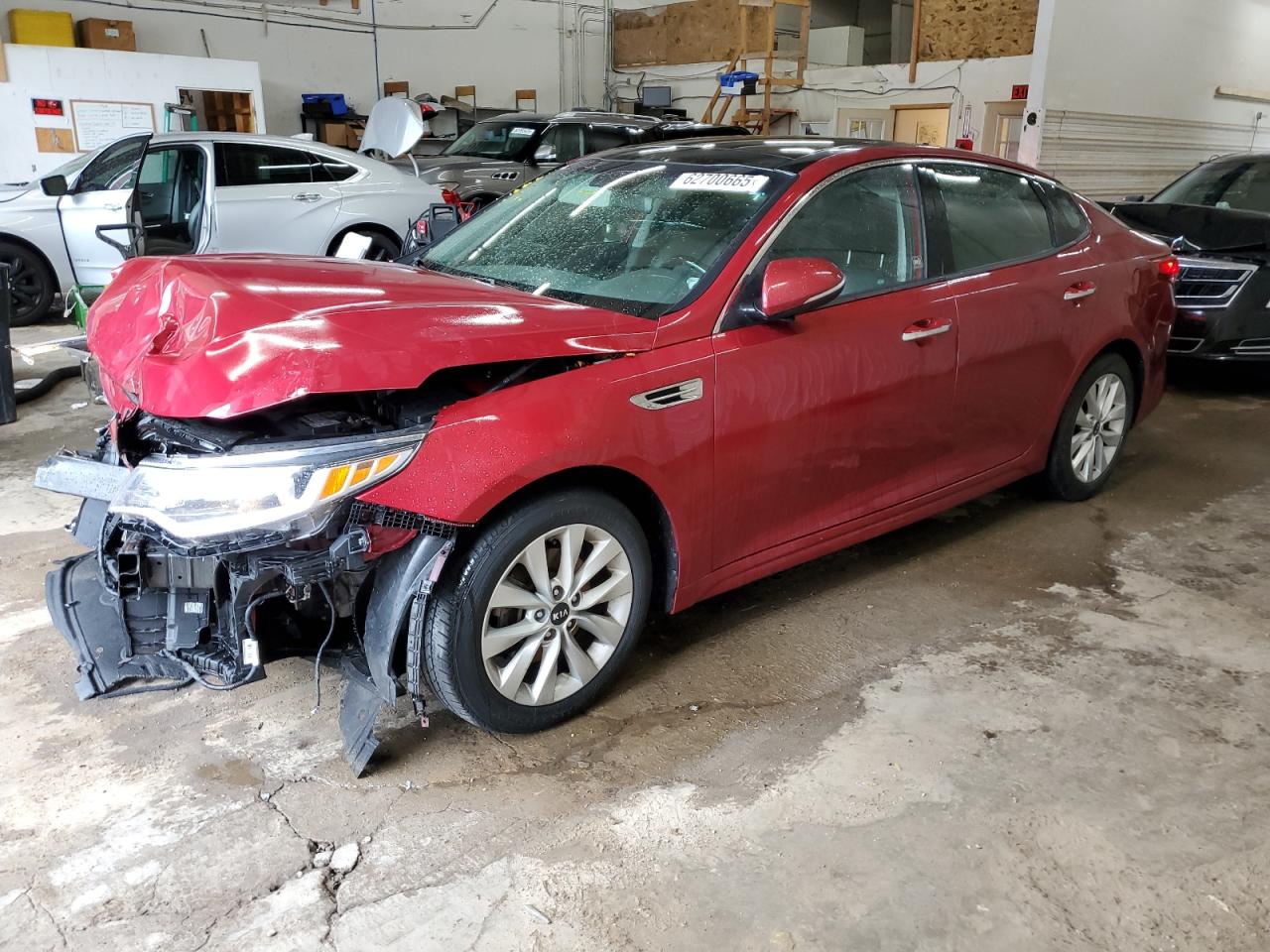KIA OPTIMA 2018 5XXGT4L30JG233640