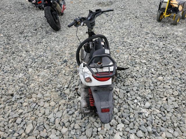 2014 GENUINE SCOOTER CO. BUDDY 125  