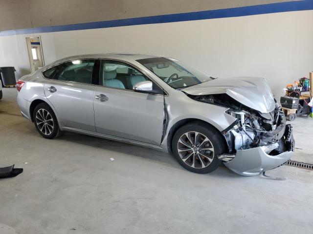 Sedans TOYOTA AVALON 2016 Srebrny