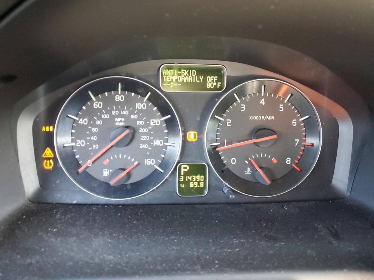 2011 Volvo S40 T5 VIN: YV1672MSXB2550028 Lot: 61965375