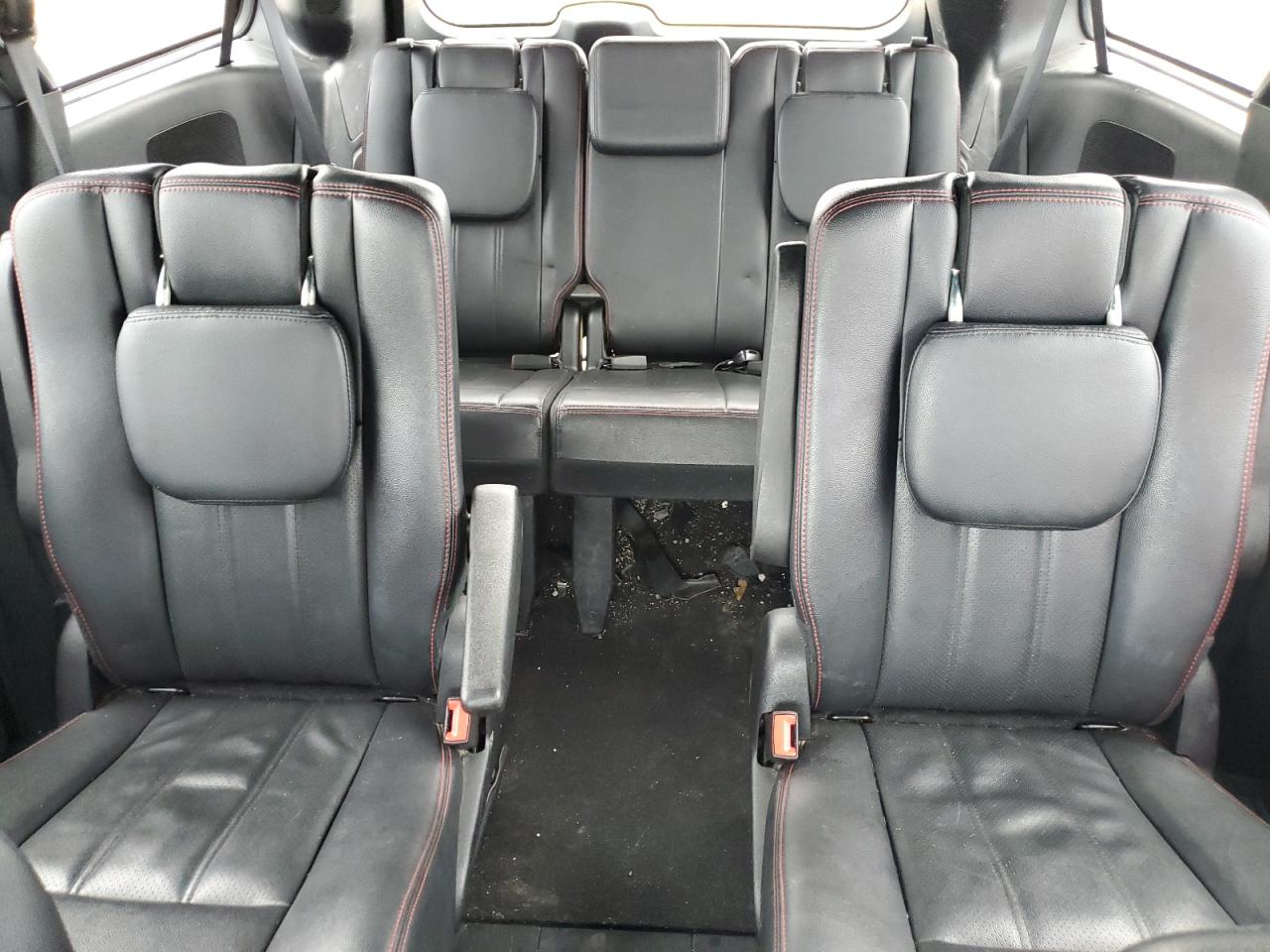 2016 Dodge Grand Caravan R/T VIN: 2C4RDGEG6GR312222 Lot: 61672405
