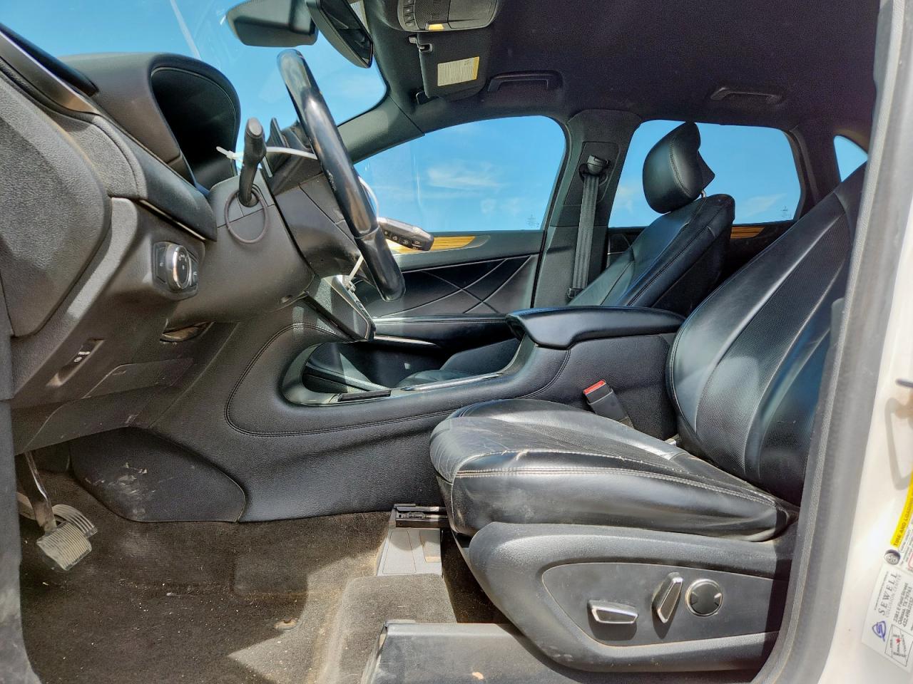 2015 Lincoln Mkc VIN: 5LMCJ1A9XFUJ47739 Lot: 61747775