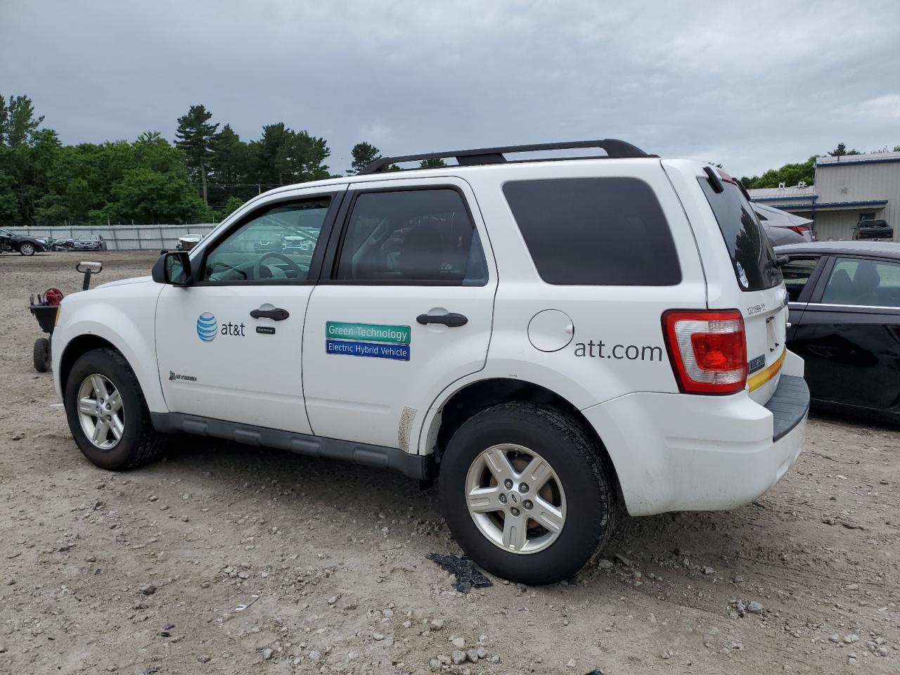 FORD ESCAPE 2011 VIN 1FMCU5K31BKC31871 photo 2