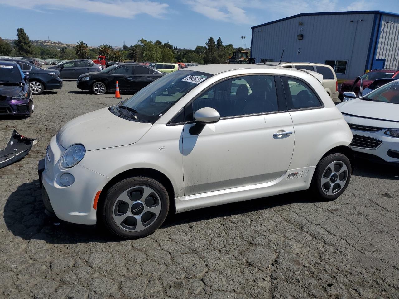 3C3CFFGE5JT469593 FIAT 500 Photo 1