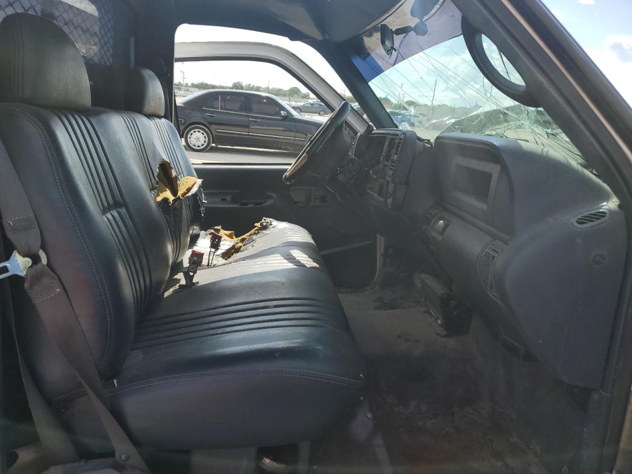 1999 Chevrolet Gmt-400 C3500 VIN: 1GBJC34R7XF016083 Lot: 62651075
