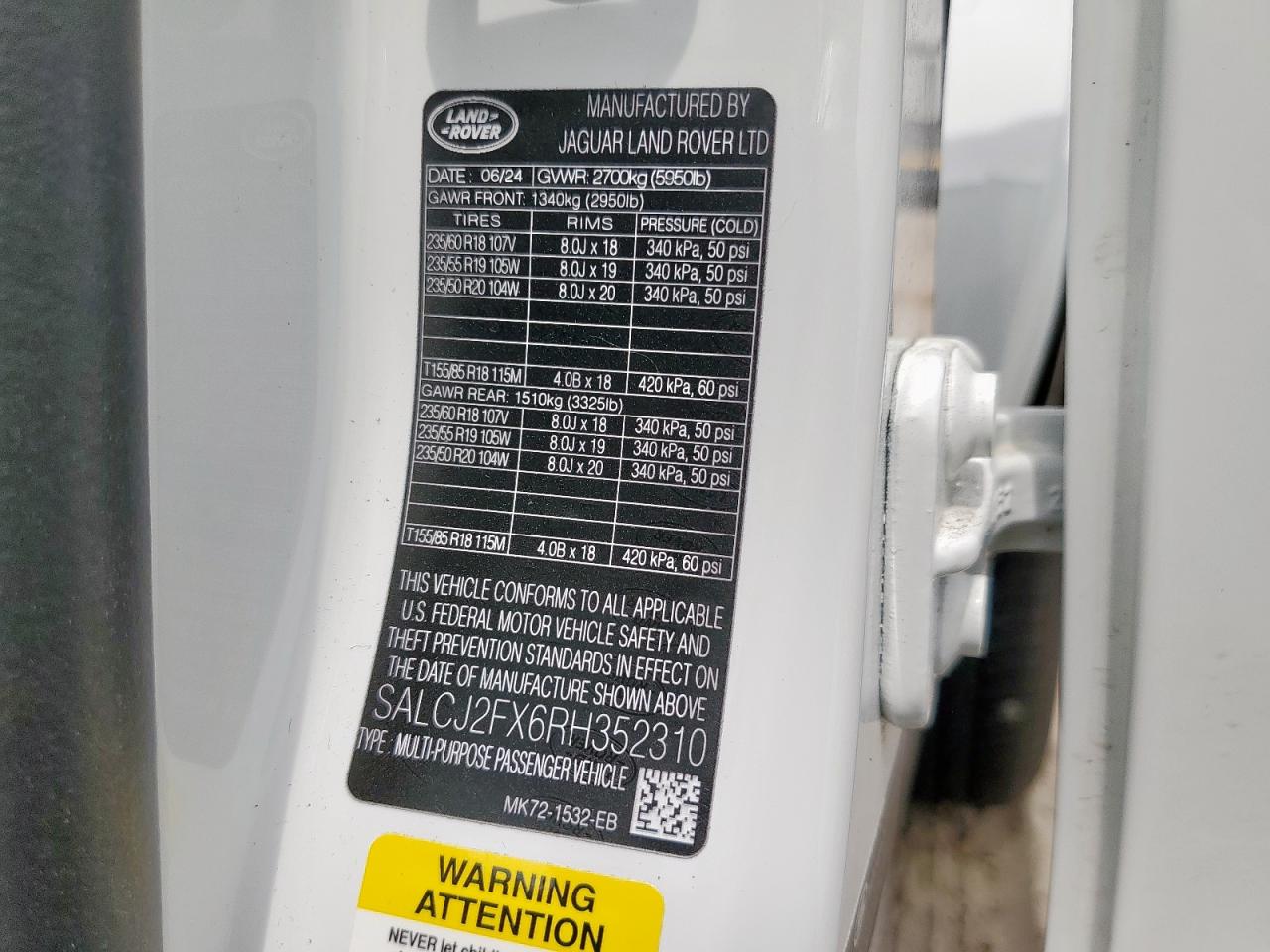 2024 Land Rover Discovery Sport S VIN: SALCJ2FX6RH352310 Lot: 61405885