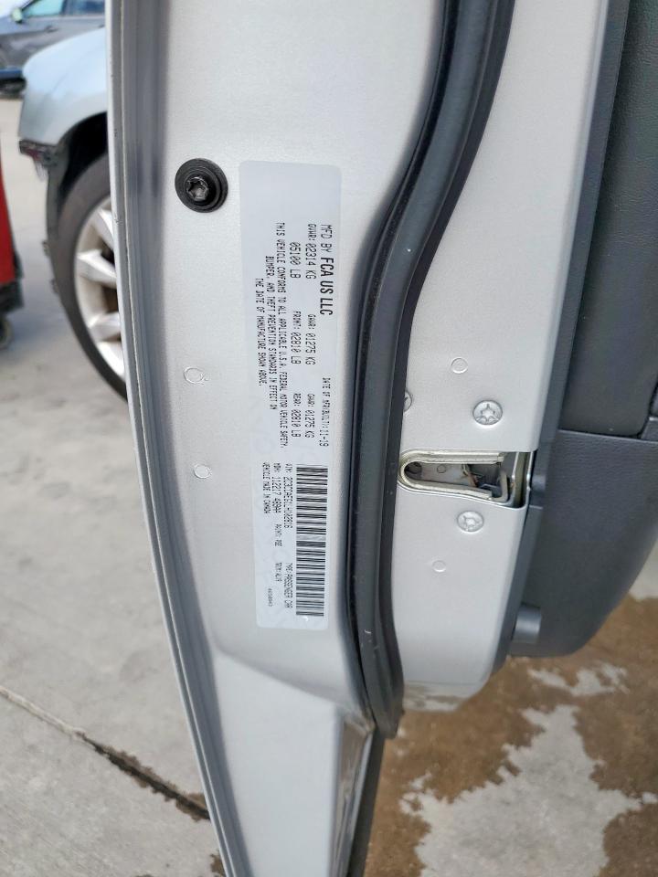 CHRYSLER 300 2020 VIN 2C3CCAEG1LH102816 photo 12