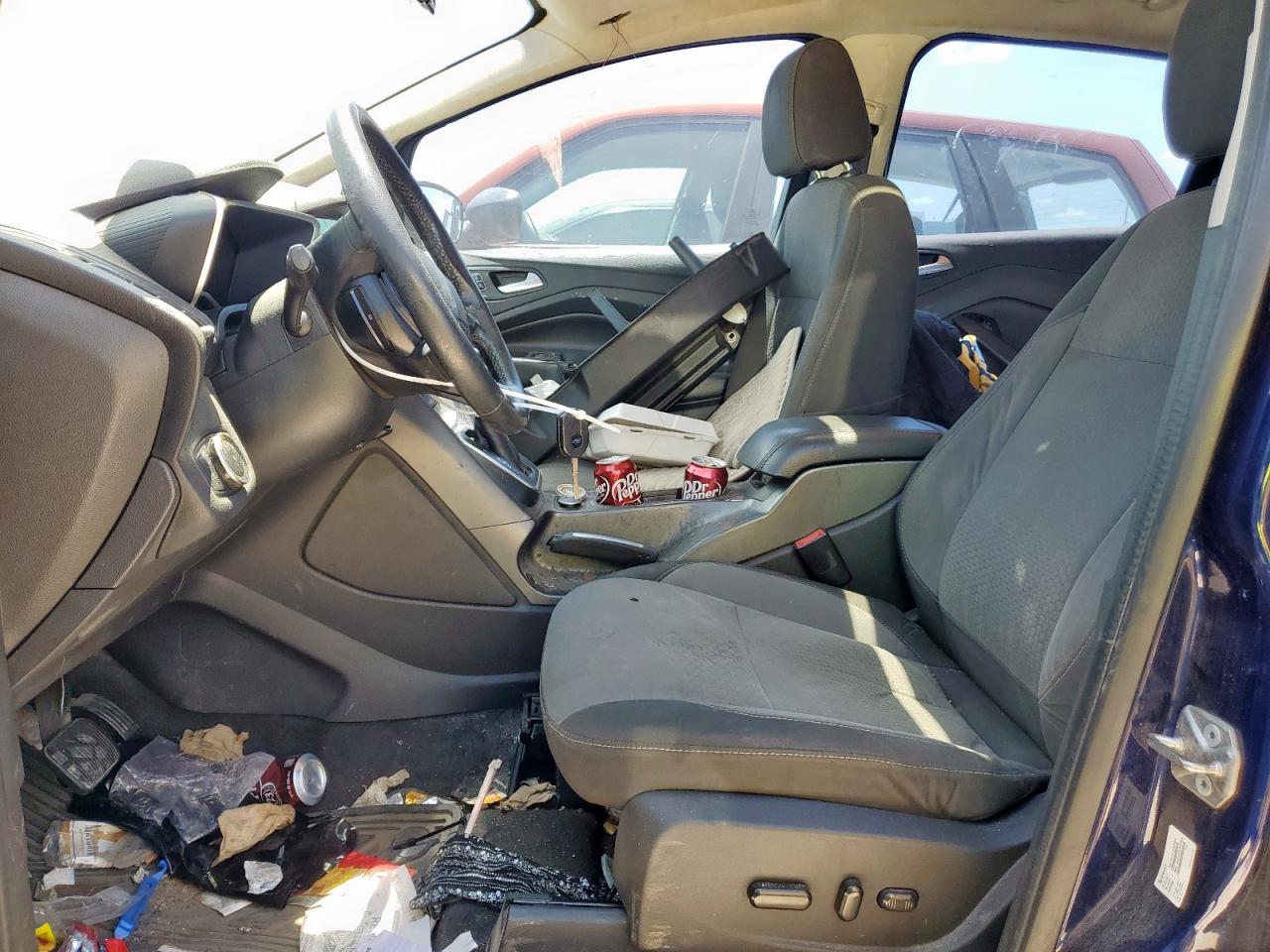 1fadp5au1hl104301 1FADP5AU1HL104301 2017 Ford C-Max Se