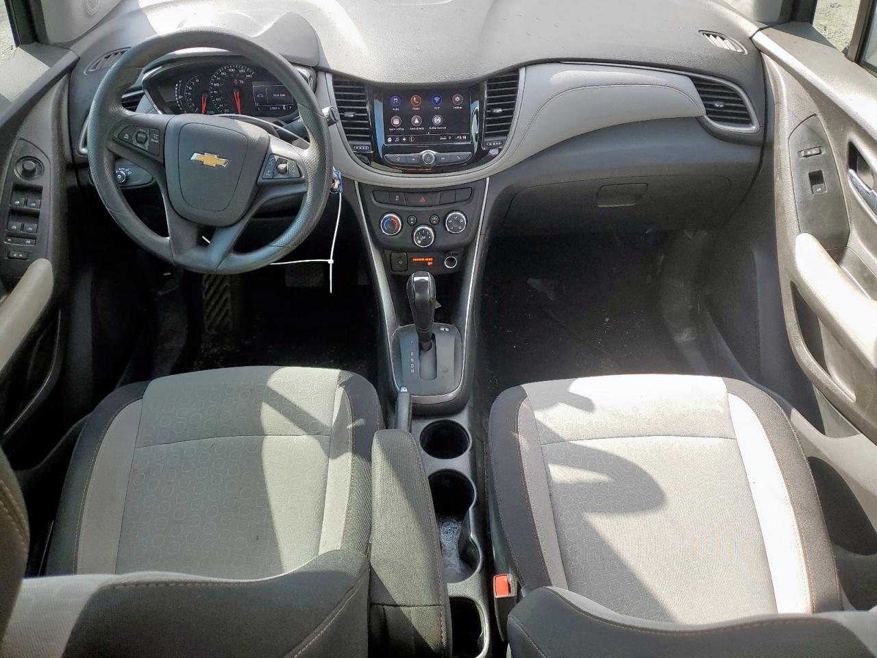 3GNCJKSB6LL199736 CHEVROLET TRAX 2020