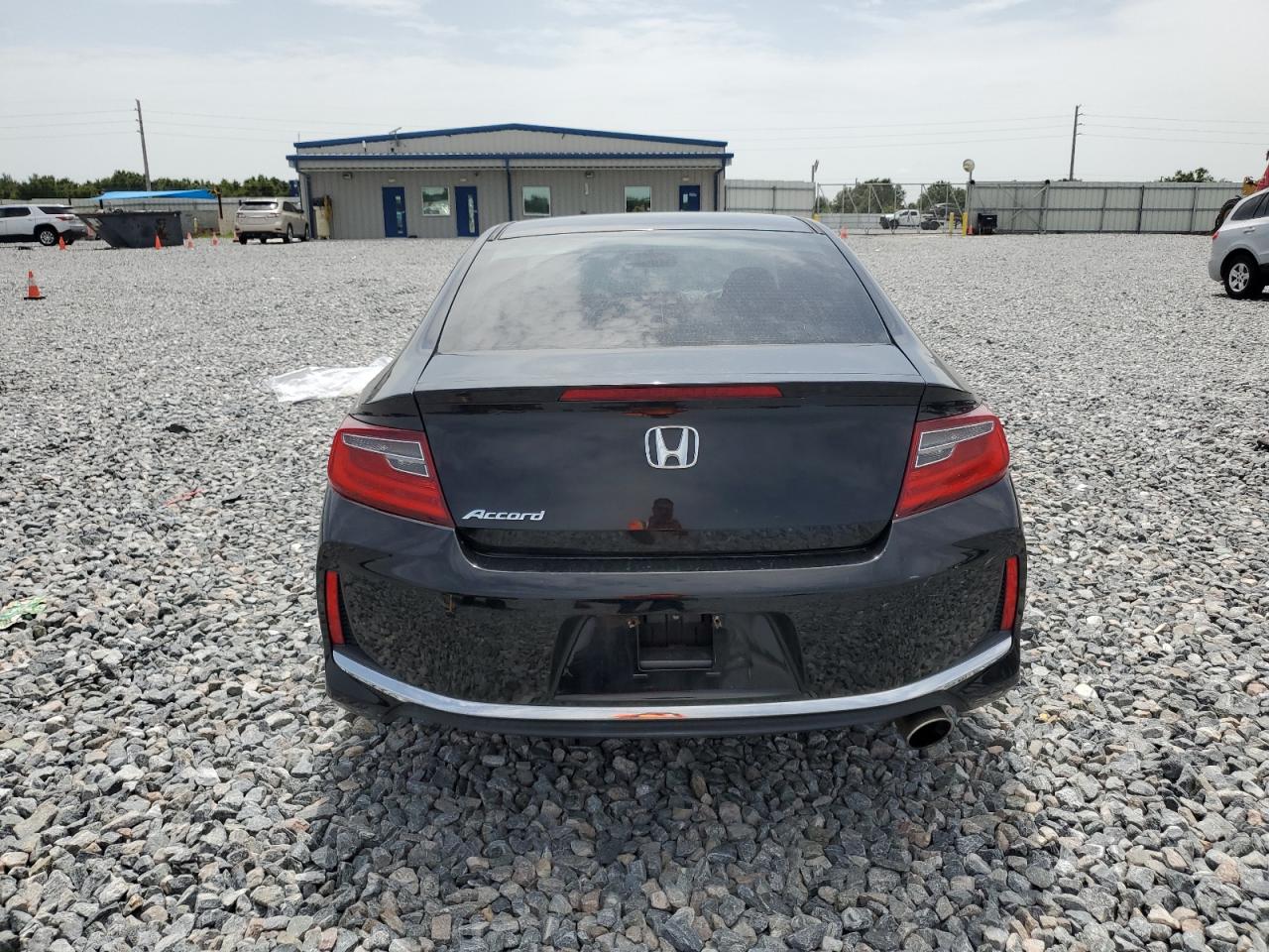 1HGCT1B30GA008185 HONDA ACCORD 2016