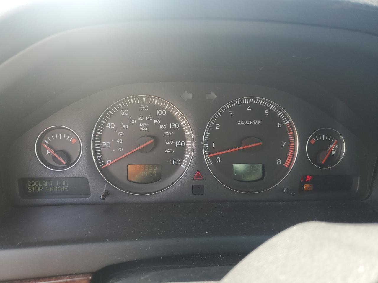 2004 Volvo S80 2.5T VIN: YV1TS59H041375586 Lot: 61306705