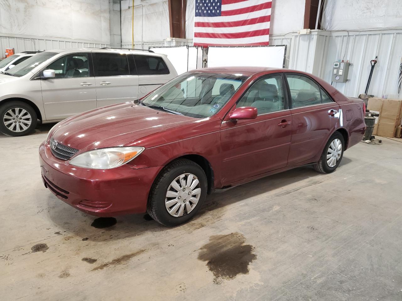 2004 Toyota Camry Le for Sale in Milwaukee, WI - Rear End