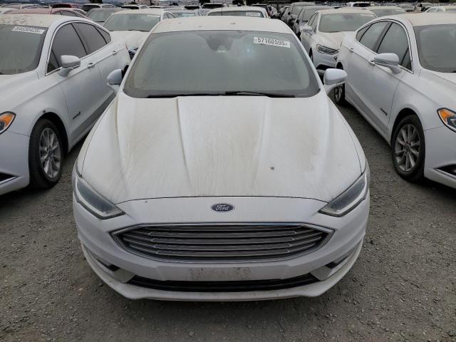 Седани FORD FUSION 2017 Білий